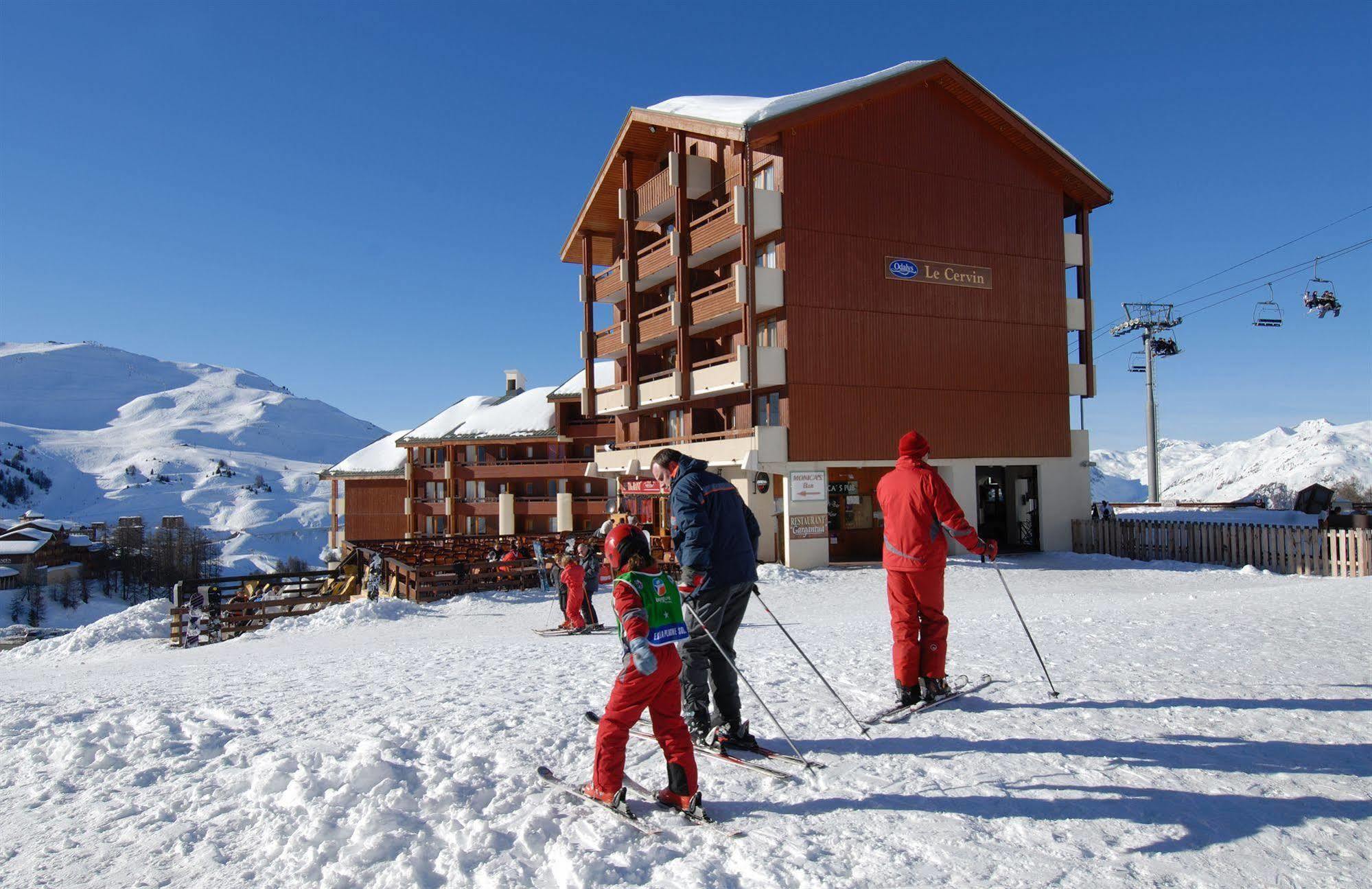 Residence Odalys Le Cervin La Plagne Buitenkant foto